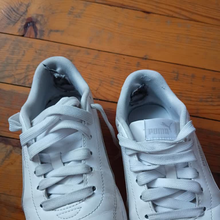 Puma Günlük Klasik Ayakkabıda İç Topuk Yırtılması Ve Garanti Talebi