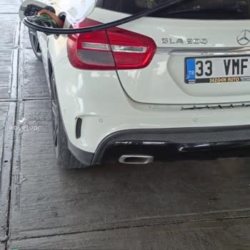 Mercedes-Benz Yakıt Alırken Sıkıntı