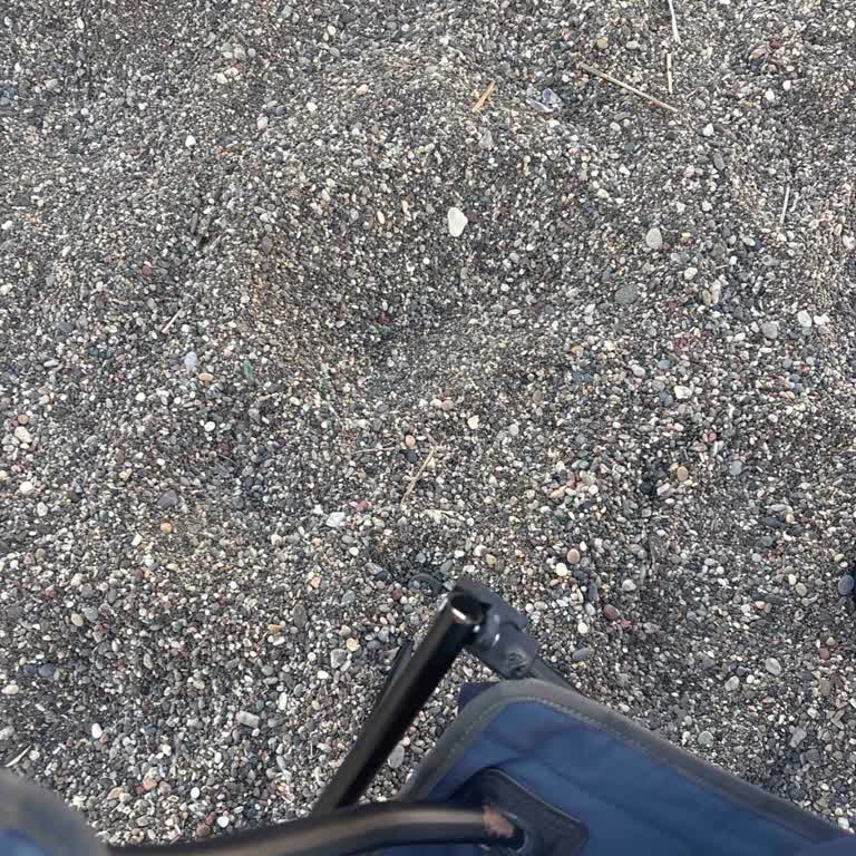 Funky Chairs Kamp Sandalyesinde Kısa Sürede Kırılan Plastik Parça İçin Değişim Talebi