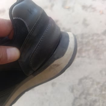 FLO Mağazası Ayakkabısında Üretim Kaynaklı Defekt, Garanti Reddi Ve Değişim İsteği