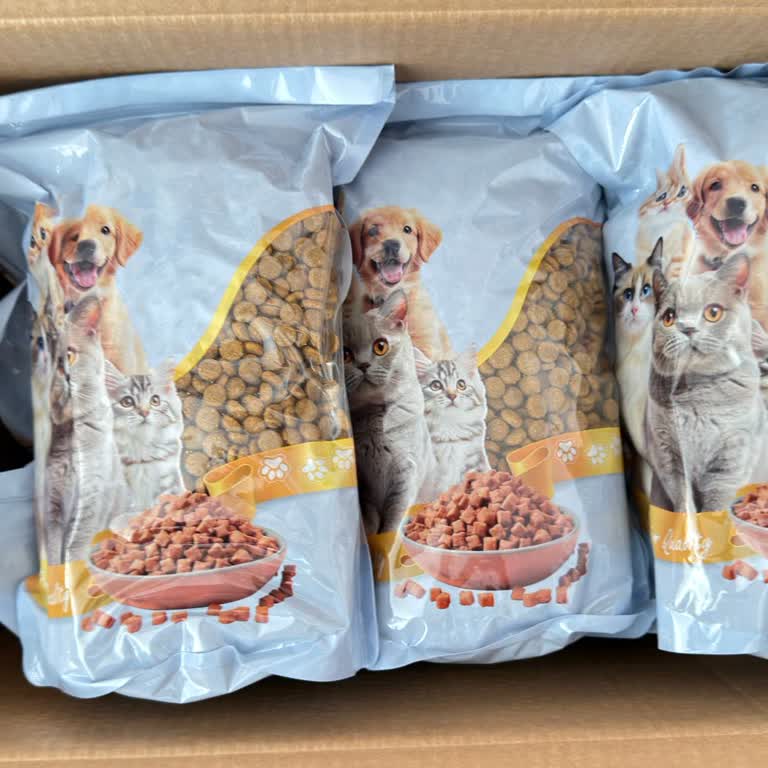Royal Canin 15 Kg Mama Yerine 15 Adet Açık 1 Kg Paket Gönderildi