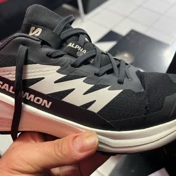Salomon Alphaglide Erkek Koşu Ayakkabısında Kısa Sürede File Açılması Ve İade Talebi