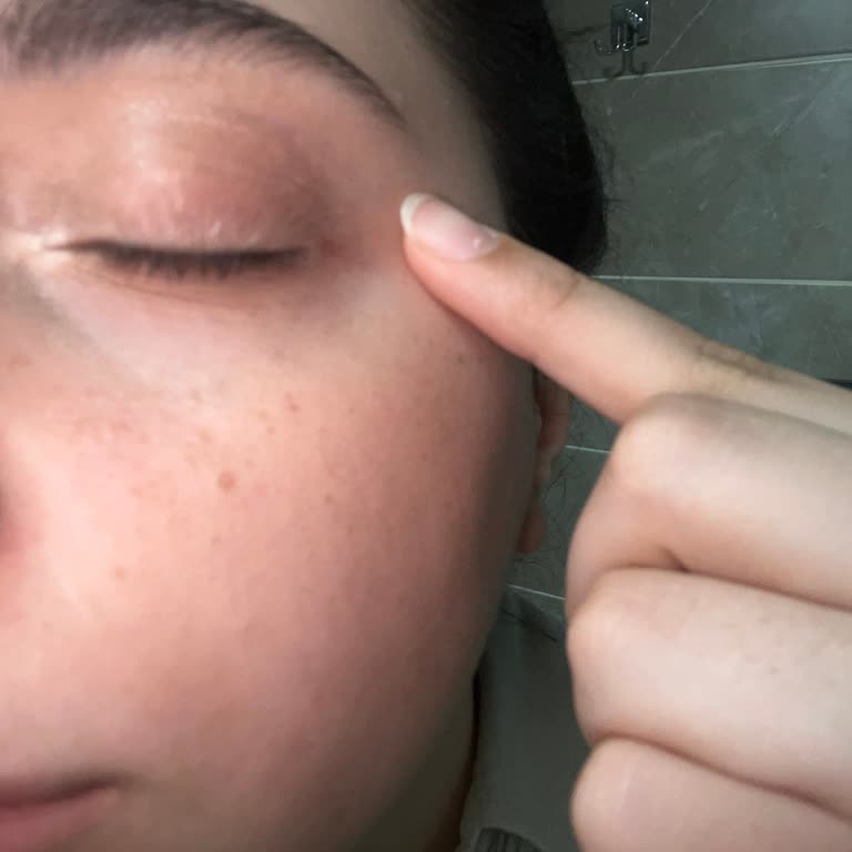 Skinsensual Magic Eye Duo Repair CC Göz Altı Kremi Etkiyi Vermiyor, İade Talebi
