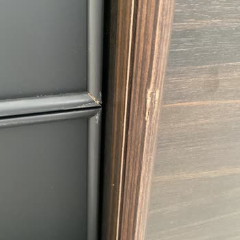 Enza Home Ay-Mo-Ke Mağazası'nda Hasarlı TV Ünitesi, Konsol Parça Sorunu Ve Geciken Mobilya Teslimatı