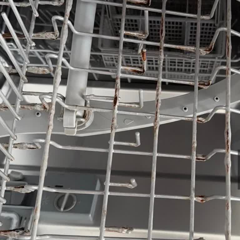 Kumtel Bulaşık Makinesinin Paslanan Sepetlerinin Ücretsiz Değişimi Talebi