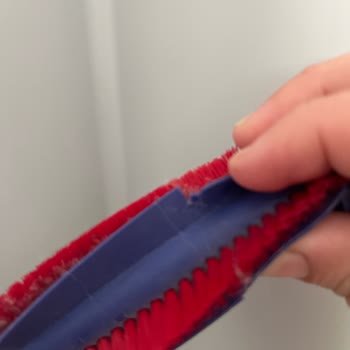 Dyson Silindir Fırçada İlk Kullanımda Derin Yırtık Ve Ücretsiz Parça Değişimi Talebi