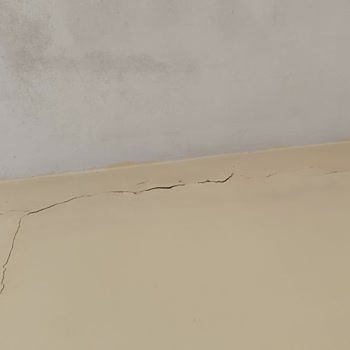 TOKİ Evindeki Kritik Deprem Hasarına Hızlı Çözüm Talebi