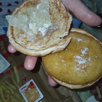 Burger King Şubesinde Çürük Gıda Ve Hijyen İhlali