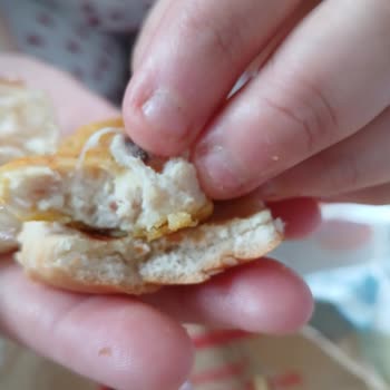 Burger King Şubesinde Çürük Gıda Ve Hijyen İhlali