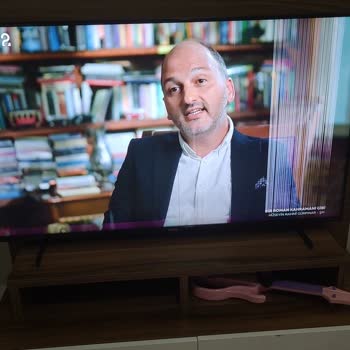 Vestel TV’de Panel Arızası Ve Garanti Dışı Yüksek Tamir Ücreti