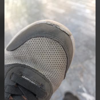 Deichmann Çocuk Ayakkabısında Üretim Hatası: Kısa Sürede Taban Sökülmesi Ve İade Talebi