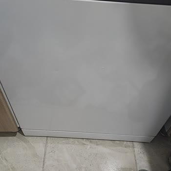 Bosch Bulaşık Makinesinin Kapak Hasarı İçin Sıfır Ürün Değişimi İhmal Edildi
