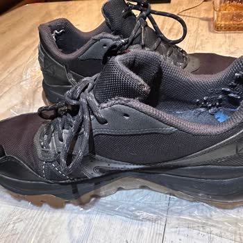 Skechers Ayakkabısında Çoklu Aşınma Ve Yırtılma, Garanti Reddi Ve Değişim Talebi