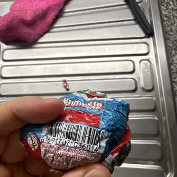 A101 Şubesinde Satın Alınan Ozmo Yumurta Kafalar Ürününün İçinde Yabancı Cisim Bulunması