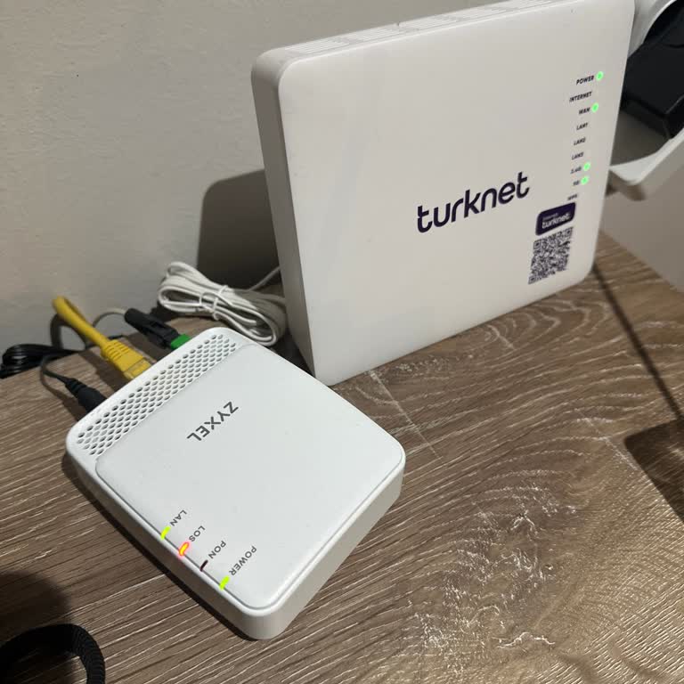 Hafta Sonları İnternet Kesintisi Ve Yetersiz TurkNet Desteği