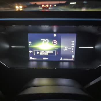 Renault Clio 6 Araçta Tekrarlayan Stop Ve Sürekli Arıza Uyarıları İçin Değişim Talebi