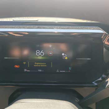 Renault Clio 6 Araçta Tekrarlayan Stop Ve Sürekli Arıza Uyarıları İçin Değişim Talebi