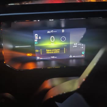 Renault Clio 6 Araçta Tekrarlayan Stop Ve Sürekli Arıza Uyarıları İçin Değişim Talebi