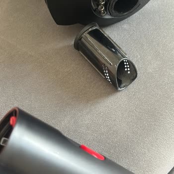 Dyson V16 Plastic Connector Snaps in Half Without Impact