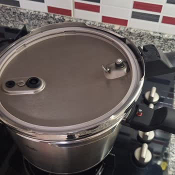 Fissler Vitaquick Premium Düdüklü Tencere Pişirme Sorunu ve Garanti Reddi