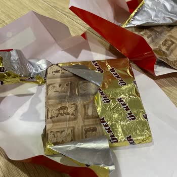 Ülker Bol Sütlü Çikolata Renk Sorunu Ve Ücret İadesi Talebi