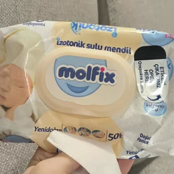 Molfix İzotonik Yenidoğan Islak Mendilinde Yabancı Cisim Bulundu Ve Güvenlik Şikayeti