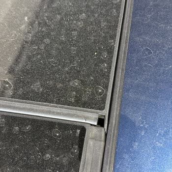 Garanti Kapsamında Çözüm Bekleyen BMW X3 Sunroof Su Sızıntısı Sorunu