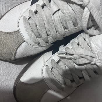 Adidas Ayakkabımda Üretim Hatası Ve In Street Mağazasının Kullanıcı Hatası İddiası