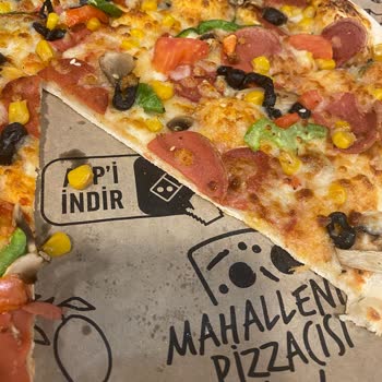 Domino’s Pizza Edremit Şubesinde Kalitesiz Ürün Ve Kaba Müşteri Hizmeti