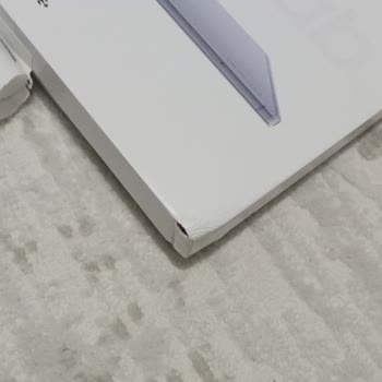 Kırık Ve Ezilmiş Kargo Kutusu İle Gelen Hasarlı Samsung Tablet