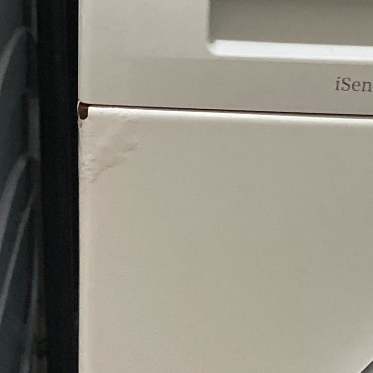 Siemens IQ 300 Çamaşır Makinesinde Kapak Paslanması Ve Ürün Değişimi Talebi