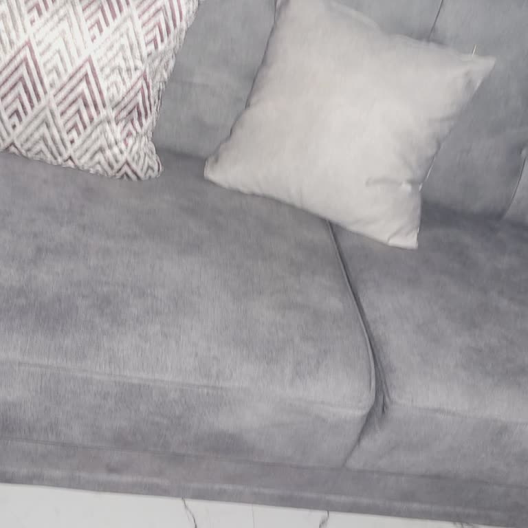Bellona Cantone Köşe Koltuğunda Oturum Çökmesi Ve İlgisiz Müşteri Hizmeti