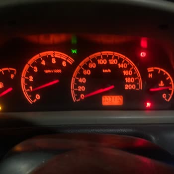 Otokoltukcum.com Yanlış Vida Kullanımıyla Gerçekleşen Koltuk Montajı Hatası Ve Elektrik Hasarı