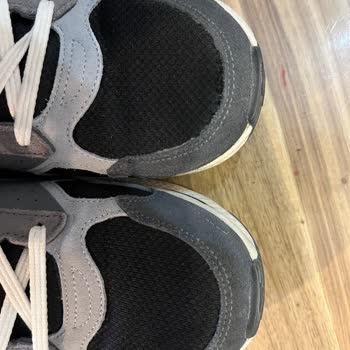 Üretim Kusurlu Skechers Ayakkabısının Kısa Sürede Açılan Dikişi Ve Ücret İadesi Talebi