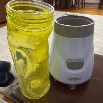 Sinbo Blender Suluk Kısmı Eridi, Ücretsiz Değişim Talep Ediliyor