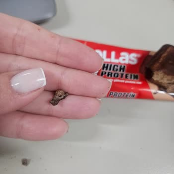 Fellas Protein Barında Plastik Parça Bulunması Güvenliği Sarsıyor