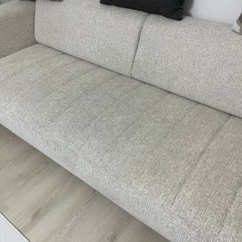 Bellona Mona Setindeki Çizikler Ve Koltuk Kararması İçin Müşteri Hizmetlerinden Çözüm Bekleniyor