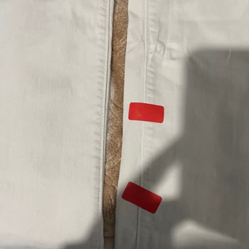 Mavi Mağazasında Tek Kullanımlık Kot Pantolonun Üretim Hatası İddiası Ve İade Talebi