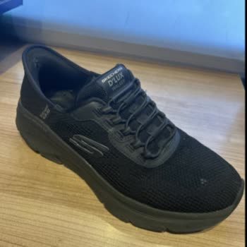 Skechers Slip-ins Ayakkabısının İç Topuk Astarı Kısa Sürede Parçalandı, Üretim Kusuru Reddedildi