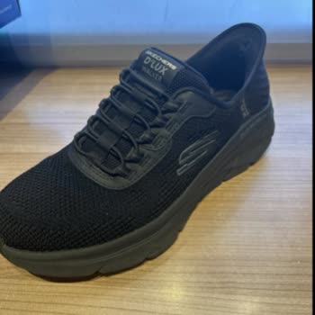 Skechers Slip-ins Ayakkabısının İç Topuk Astarı Kısa Sürede Parçalandı, Üretim Kusuru Reddedildi