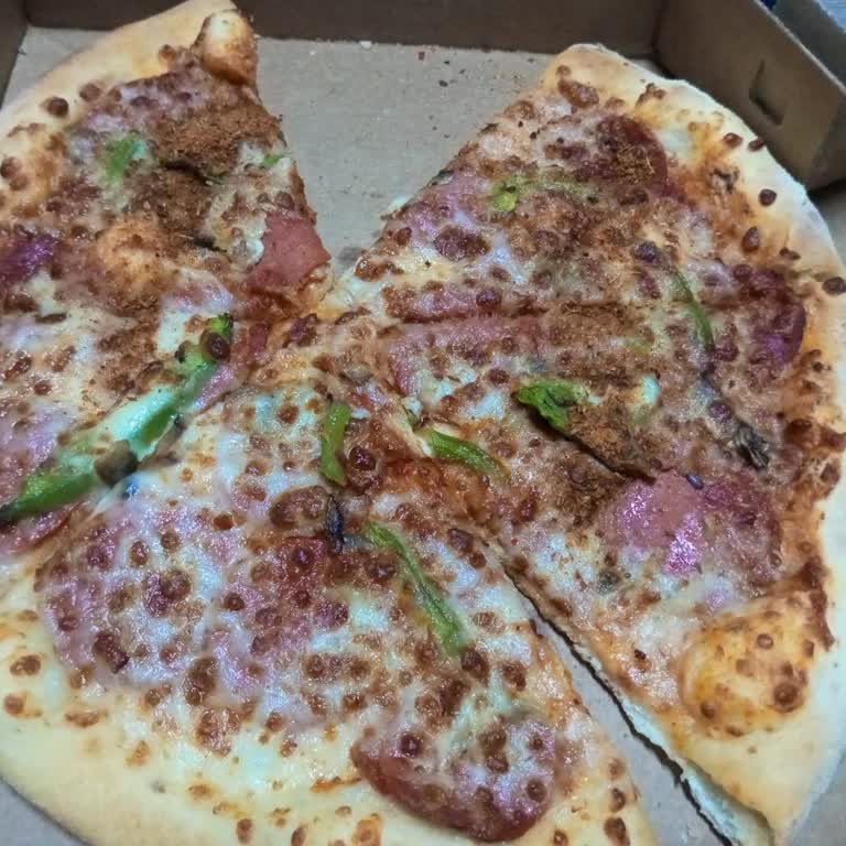 Domino’s Şubesinde Pastırmasız Pizza Ve İade Talebine Yanıt Almama