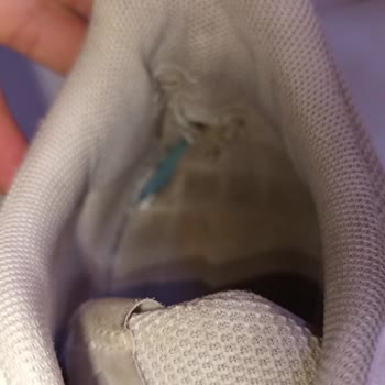 Adidas Ayakkabısında Kalite Sorunu Ve Garanti İhlali