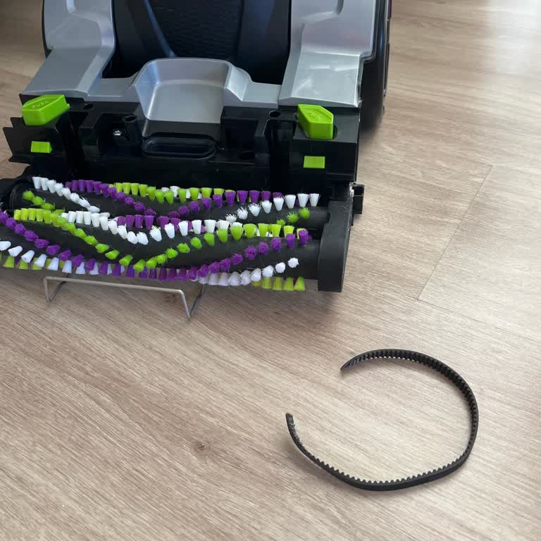 Bissell ProHeat 2 Halı Yıkama Makinesinin Fırça Kayışı Koptu, Garanti Kapsamında Değişim Talebi