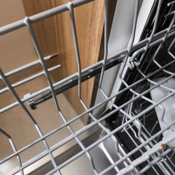 Altus AL434L Bulaşık Makinesinde Sepet Pası Ve Deformasyon, Garanti Kapsamında Değişim Talebi