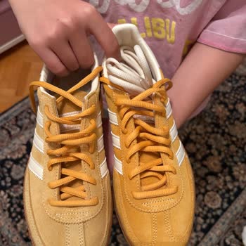 SuperStep’te Yanlış Renk Ve Kusurlu Adidas Ayakkabı Gönderimi