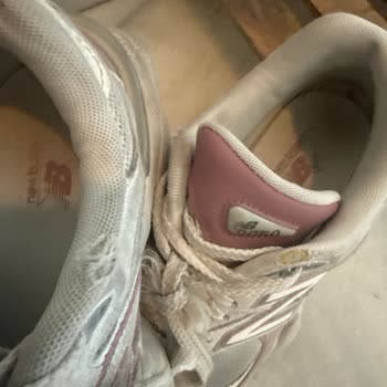 Sneaks Up Mağaza Ve Müşteri Hizmetlerinde Ürün Defekti Ve Ses Kayıt İncelemesi Talebi