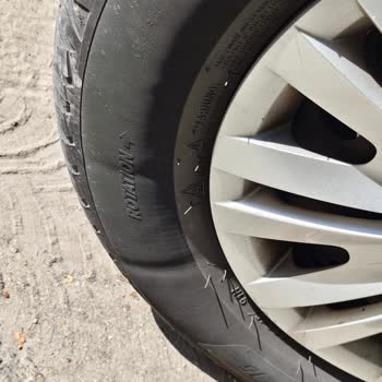 Michelin CrossClimate Lastiklerinde Yanak Balonlaşma Sorunu Ve Garanti Talebi
