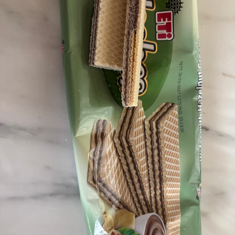 Eti Fındıklı Gofret Kremasında Eksik Kısımlar