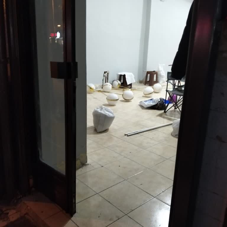 Güngören'de Ruhsatsız Restoran Açılması Ve Tadilat Çalışmalarına Müdahale Talebi