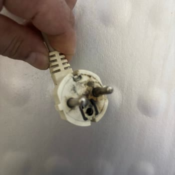 Arçelik Buzdolabı Yangın Raporu Talebine Yanıt Verememesi Ve Bürokratik Engel